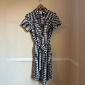Black and White Gingham Midi Dress with a waist tie and POCKETS!